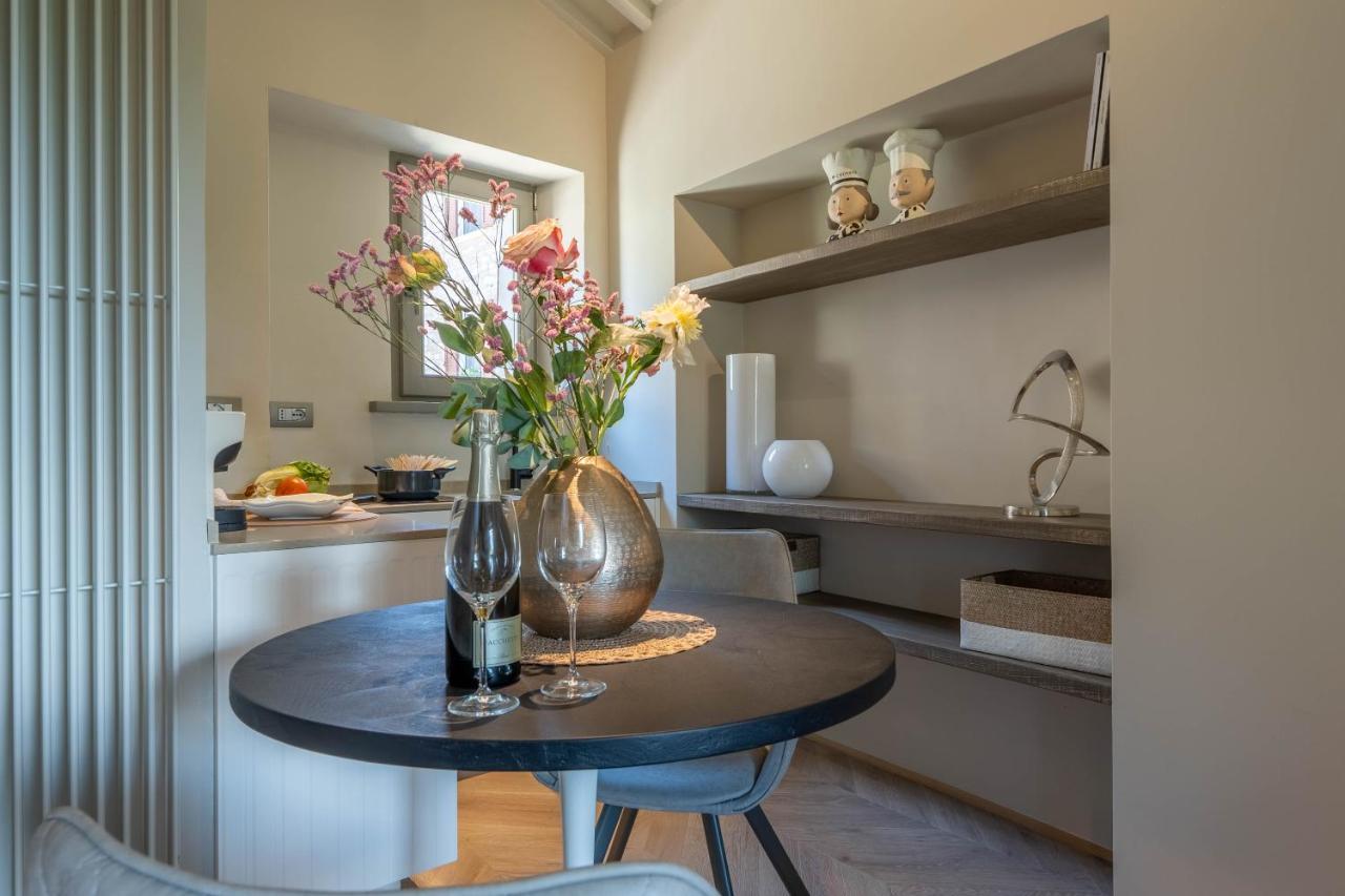 Forma Your Boutique Suite Corciano Exterior photo