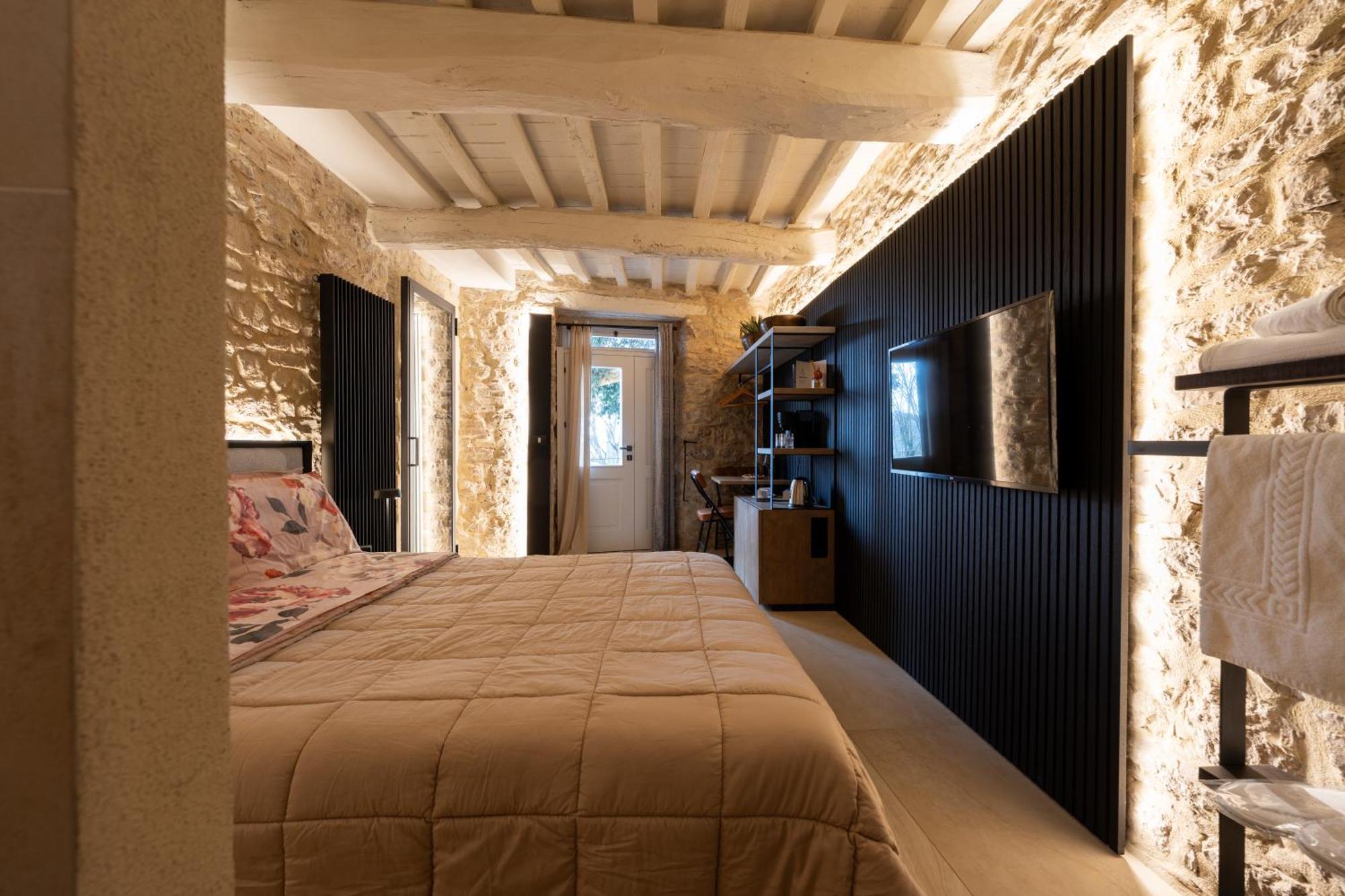 Forma Your Boutique Suite Corciano Exterior photo
